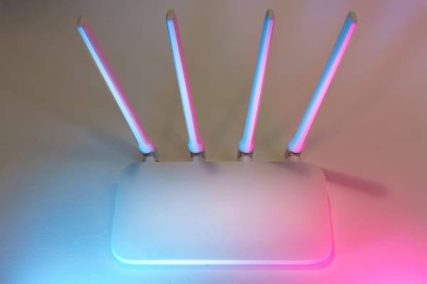 Your Wi-Fi Is the Problem: Mesh Systems That Actually Work