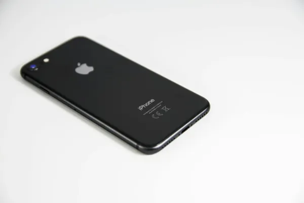 Gadget recommendations May 2026: iPhone 17 Pro stays, noise-cancelling earbuds collapse, MacBook M5 Pro shifts the calculation